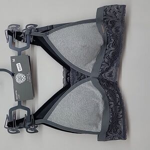 VINCE CAMUTO BRALETTE.